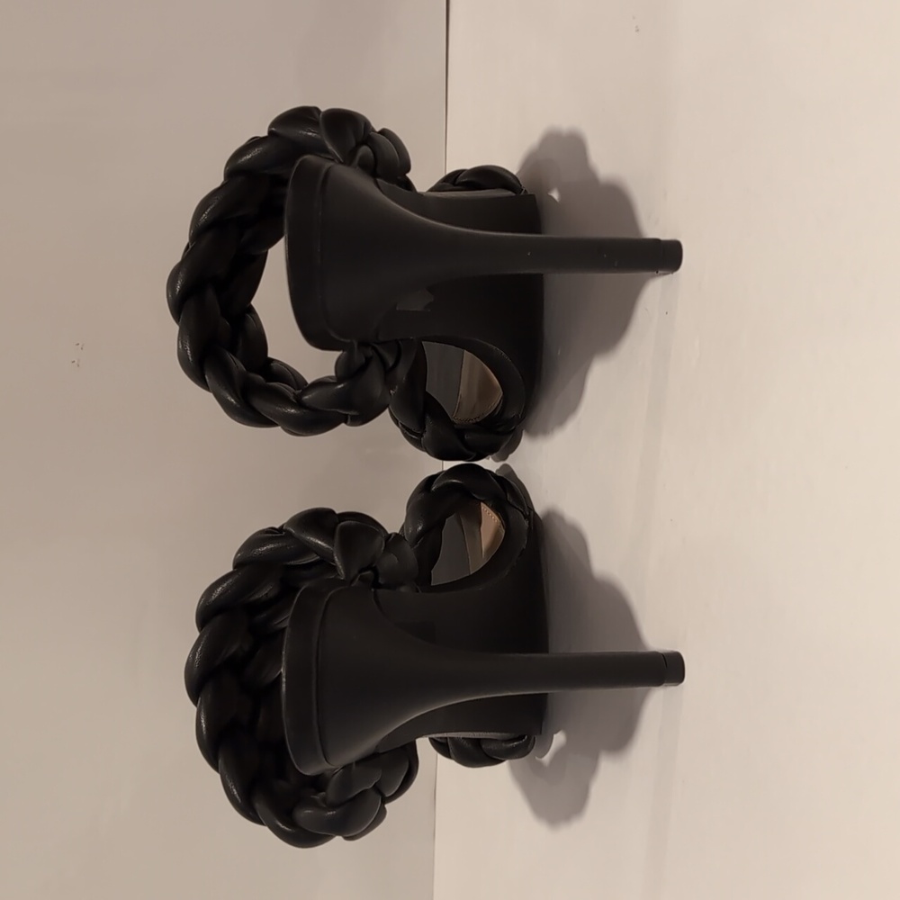 Steve Madden Black Braided Heeled Sandals Keeley Size 9 - Picture 4 of 10